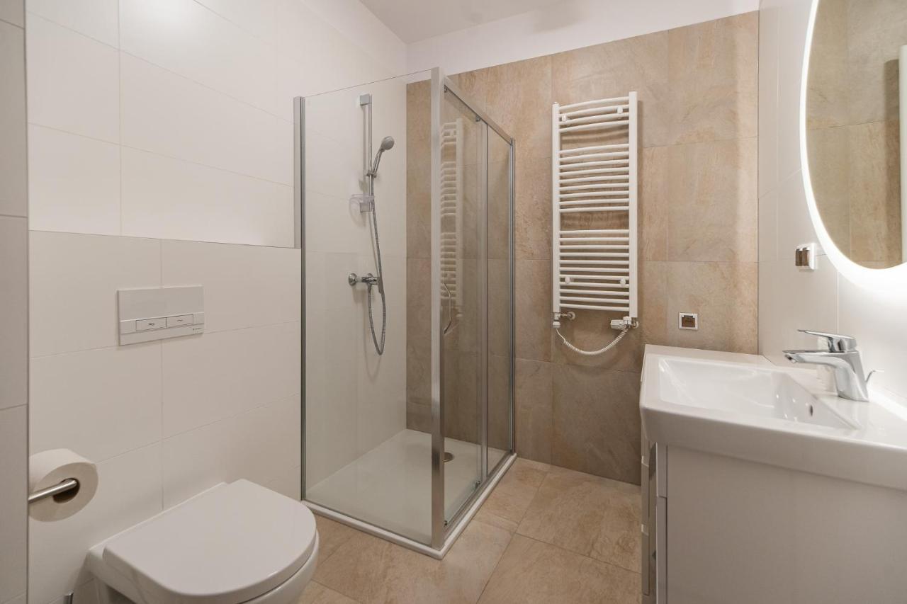 Family Holiday Apartment Aquamarina Prima By Noclegi Renters Miedzyzdroje Exteriör bild