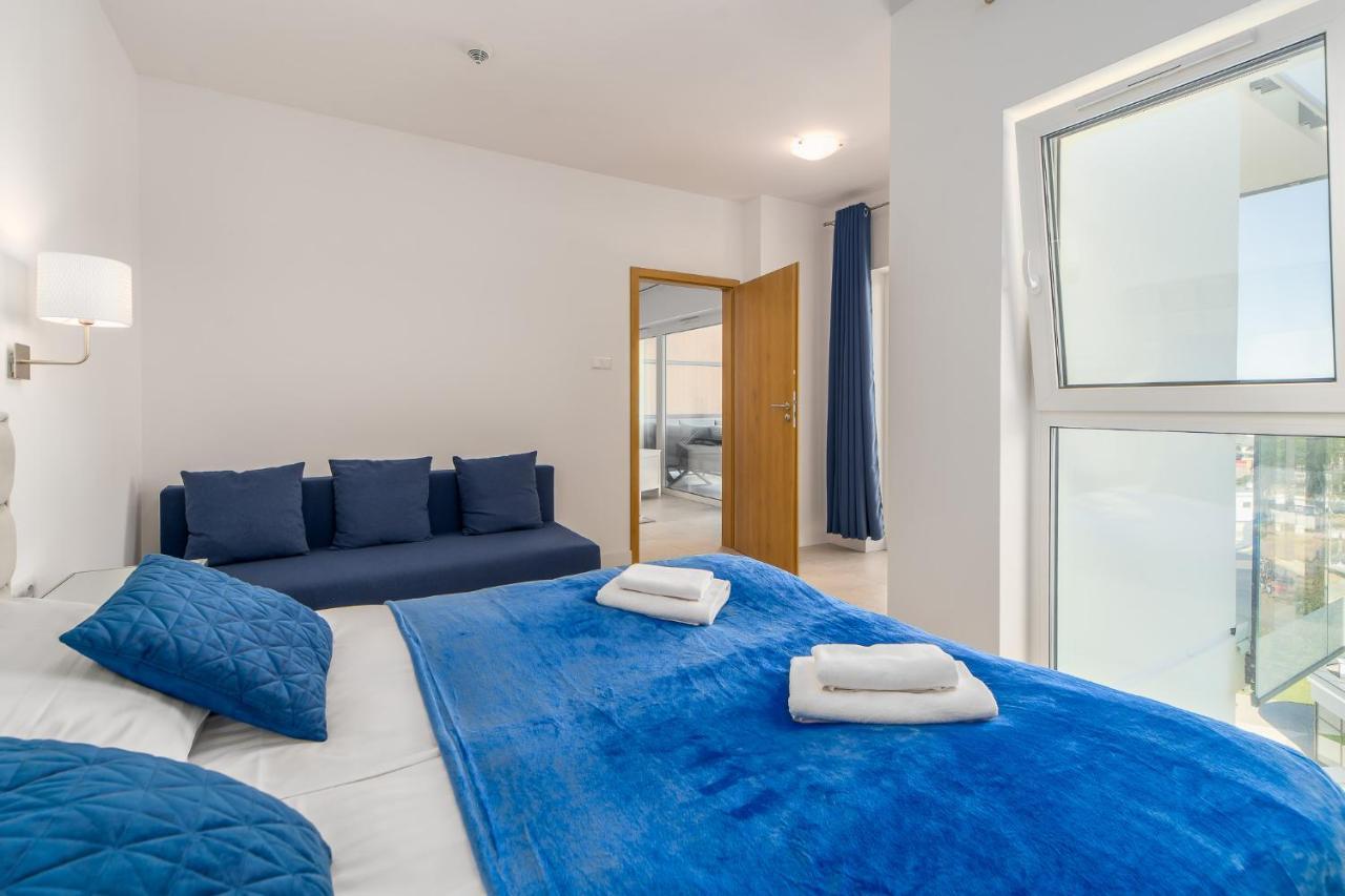 Family Holiday Apartment Aquamarina Prima By Noclegi Renters Miedzyzdroje Exteriör bild